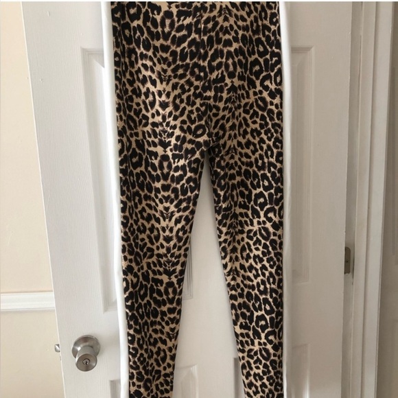 Pretty little thing Animal print leggings with stripes on the sides new size 12 - Picture 2 of 7